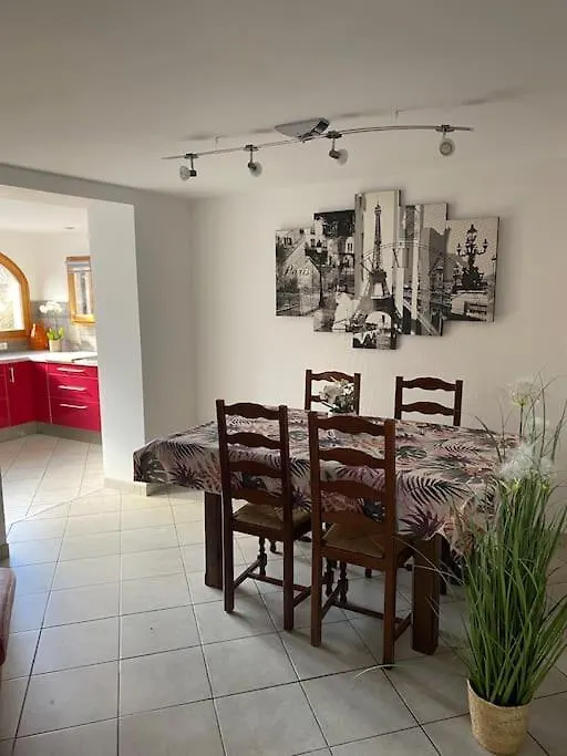 Bel Appartement Modernise Avec Terrasse. Villar-Saint-Pancrace 0*,